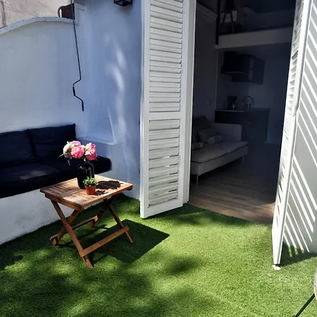 Duplex Con Terraza En Malaga - A Apartment Exterior photo