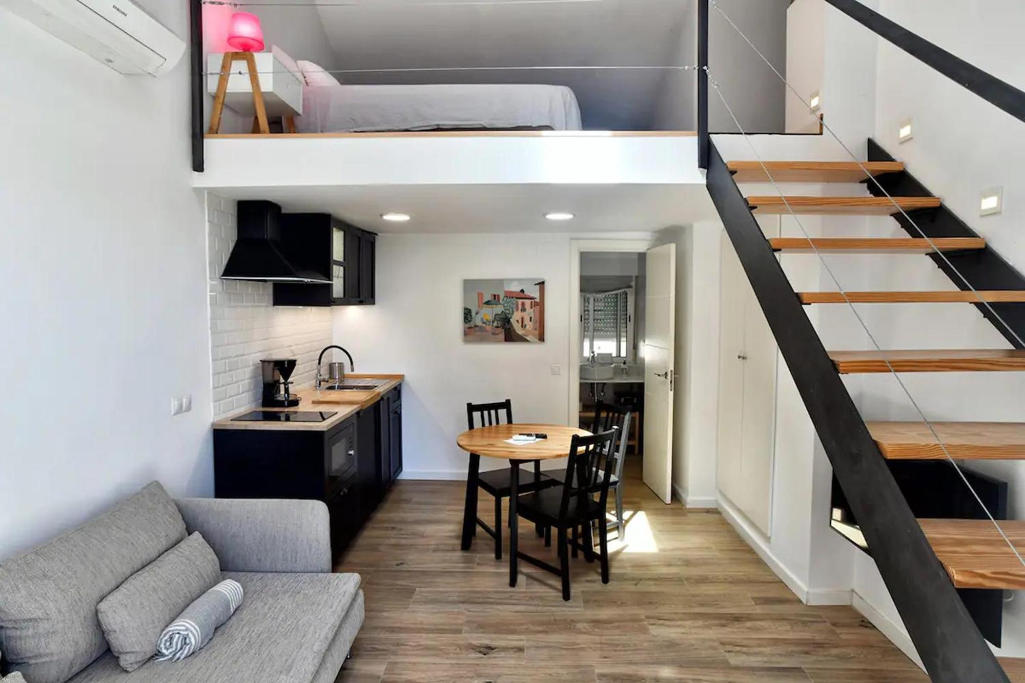 Duplex Con Terraza En - A Apartament Màlaga
